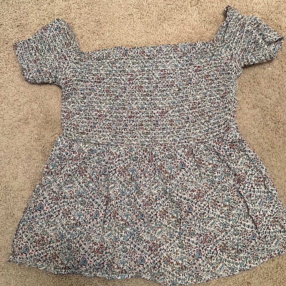 Old Navy Flower Top M